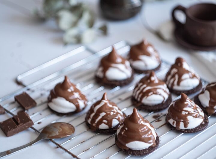 Photo Meringue Kisses
