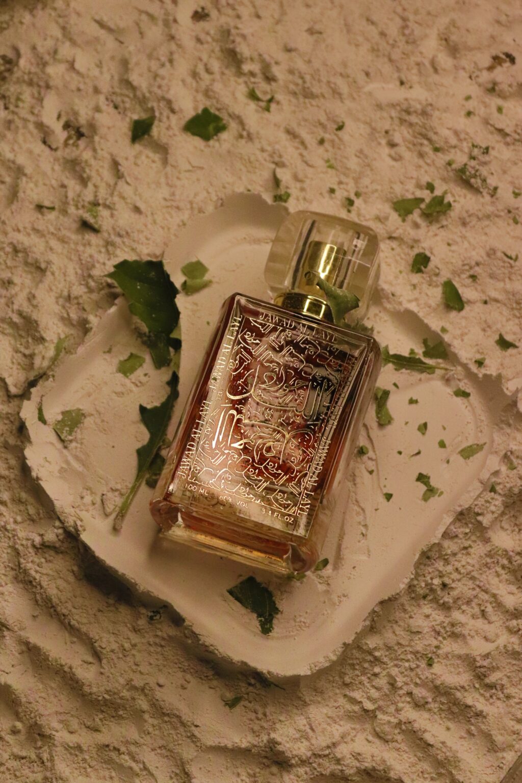 French Avenue Opus Magnum Unisex EDP: lemnos-pudrat distins pentru zi și seară